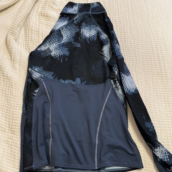 Athleta Quarter Zip - Picture 3 of 4
